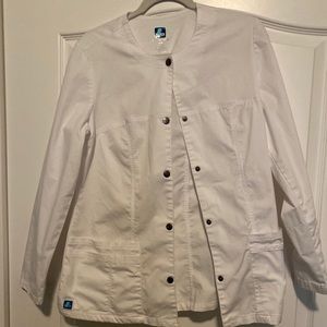 Adar medium scrub jacket like new